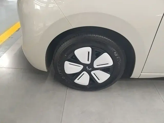 Wuling Hongguang Mini EV — Фото автомобиля 22