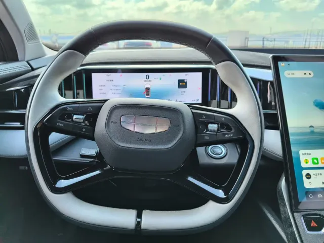 Geely Boyue L — Фото автомобиля 11