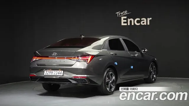 Фотография автомобиля — Hyundai AVANTE