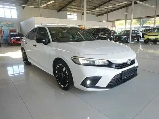Honda Civic — Фото автомобиля 3