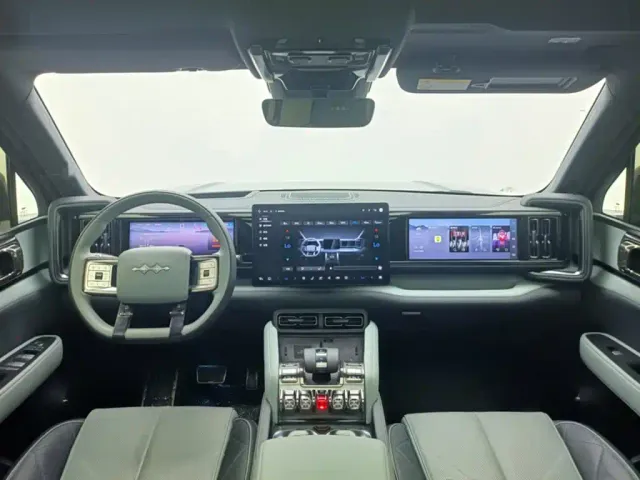 BYD FangChengBao Leopard 5 — Фото автомобиля 4