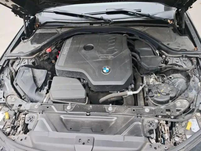 BMW 3 Series — Фото автомобиля 10