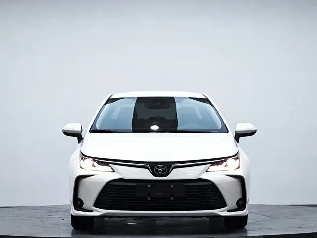 Toyota Corolla — Фото автомобиля 3
