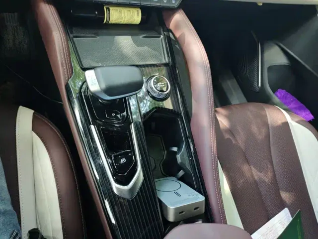 Geely Xingyue L — Фото автомобиля 15