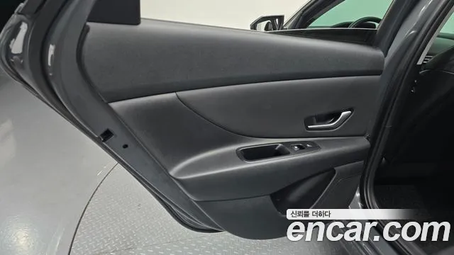 Hyundai AVANTE Новый Avante (CN7) — Фото автомобиля 25