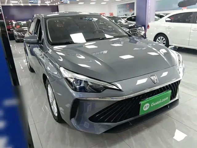 Roewe i5 — Фото автомобиля 3