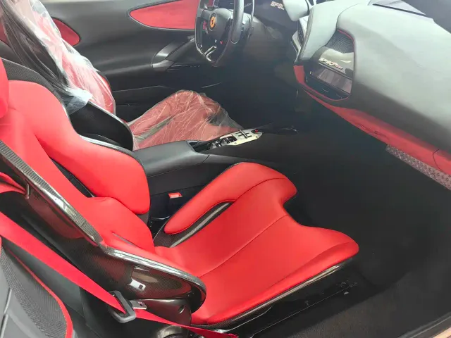 Ferrari SF90 — Фото автомобиля 8