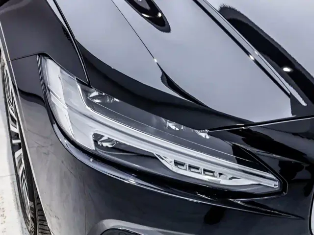 Volvo S90 — Фото автомобиля 16