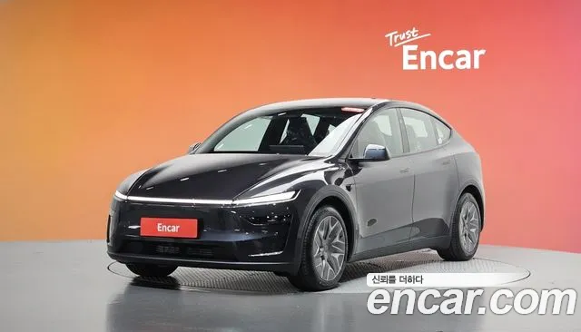 Фотография автомобиля — Tesla Model Y