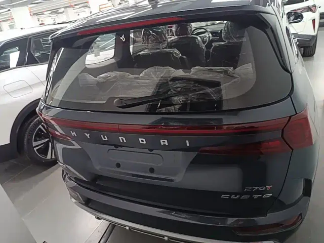 Hyundai Custo — Фото автомобиля 3