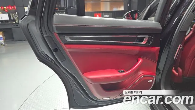 Porsche Panamera 971 — Фото автомобиля 14
