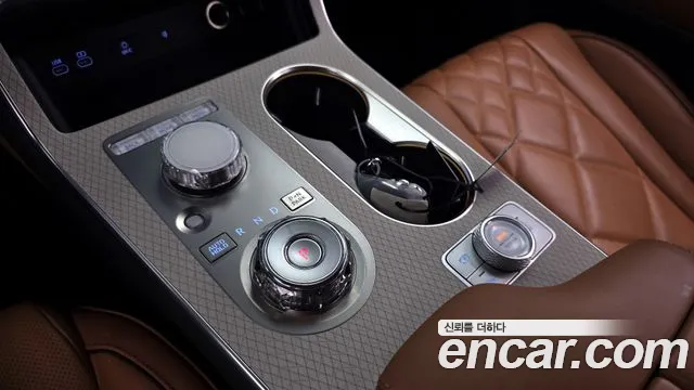 Genesis GV80 2.5T Бензин AWD — Фото автомобиля 9