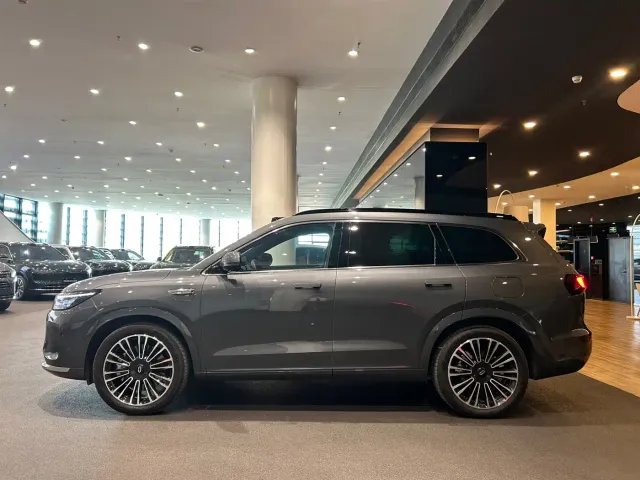 Aito M7 — Фото автомобиля 5