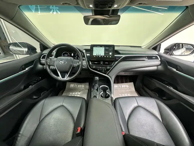 Toyota Camry — Фото автомобиля 5