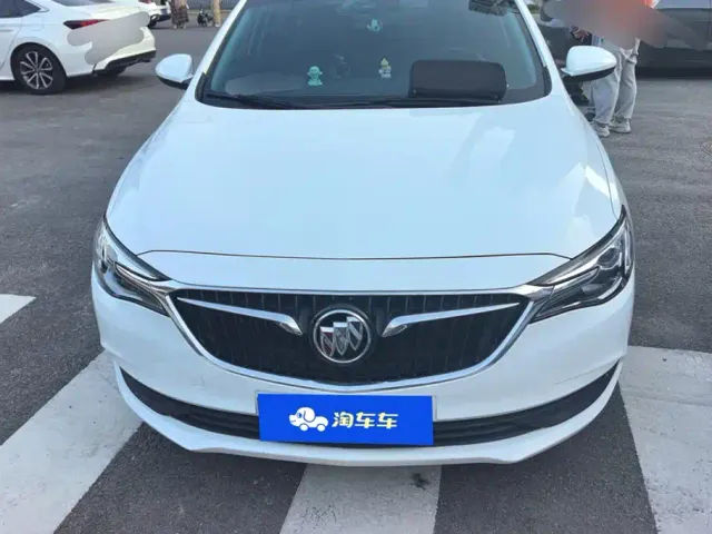 Buick Excelle — Фото автомобиля 2