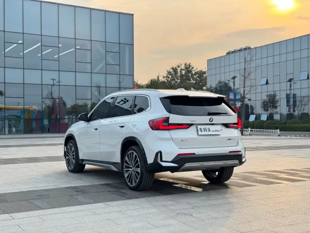 BMW X1 — Фото автомобиля 9