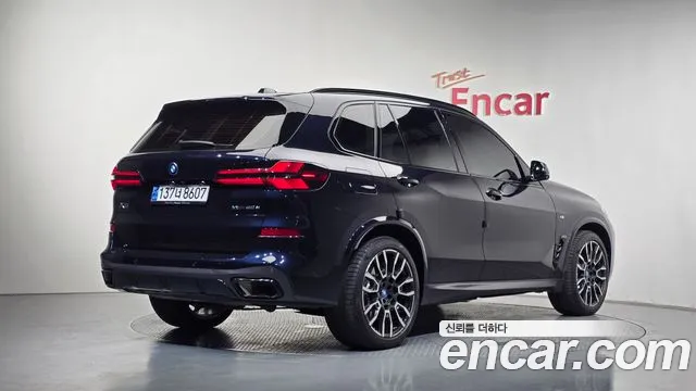 BMW X5 — Фото автомобиля 2