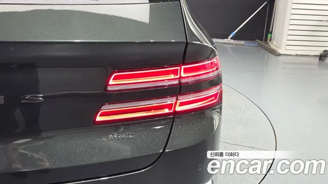 Genesis GV80 — Фото автомобиля 8