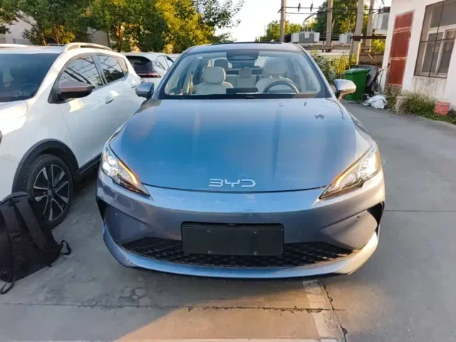 BYD Seal 05 DM-i — Фото автомобиля 2