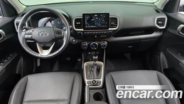 Hyundai Venue — Фото автомобиля 10