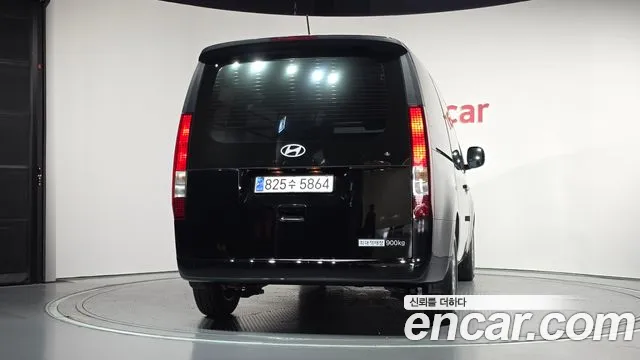 Hyundai Staria — Фото автомобиля 4