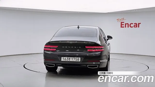 Genesis G80 Бензин 2.5 турбо AWD — Фото автомобиля 4