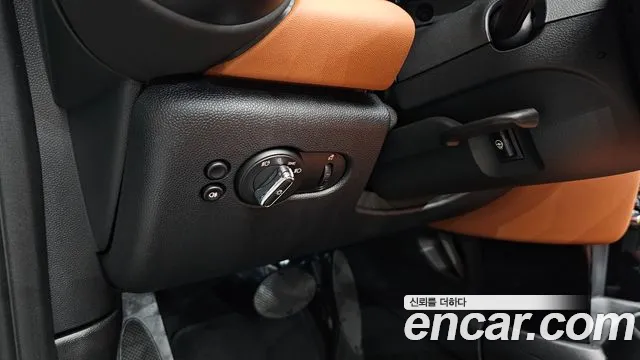 Mini Cooper Convertible — Фото автомобиля 2
