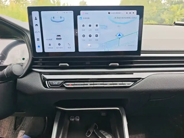 Geely Emgrand — Фото автомобиля 12