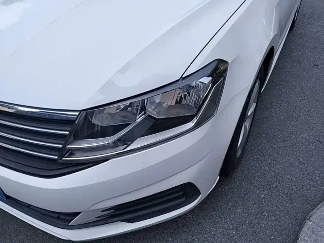 Volkswagen Lavida — Фото автомобиля 23