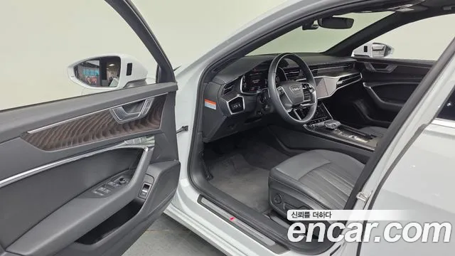 Audi A6 45 TFSI Premium — Фото автомобиля 10
