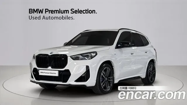 Фотография автомобиля — BMW X1 U11