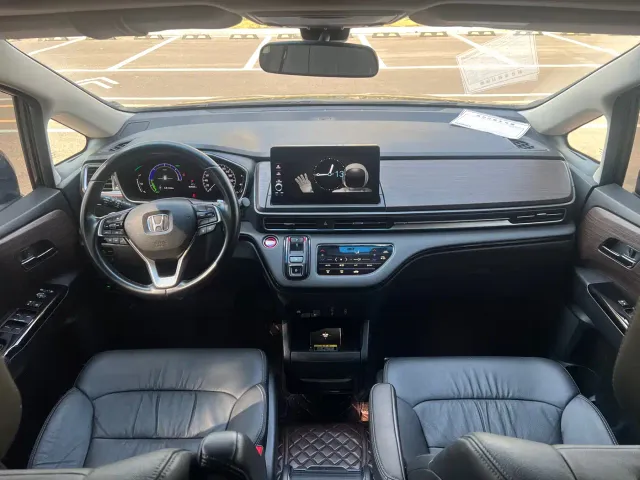 Honda Odyssey — Фото автомобиля 5