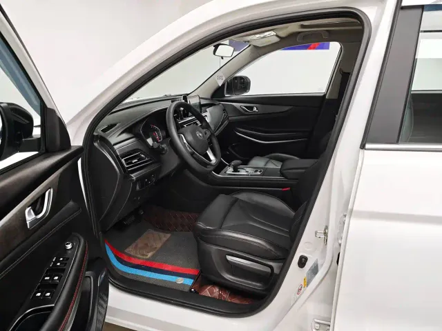 Changan CS75 — Фото автомобиля 13