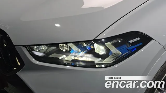 BMW X6 xDrive40i M Sport — Фото автомобиля 18