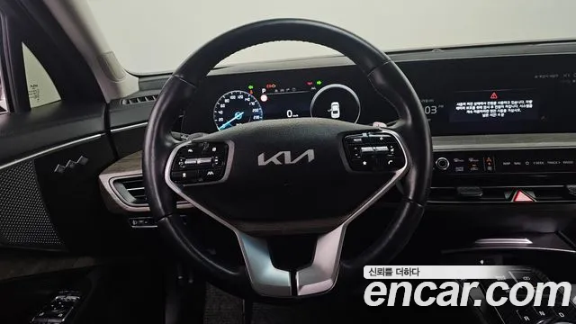 Kia K8 — Фото автомобиля 13