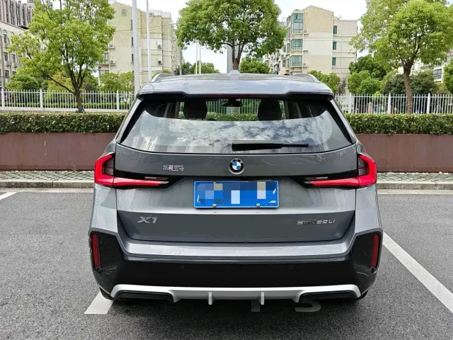 BMW X1 — Фото автомобиля 4