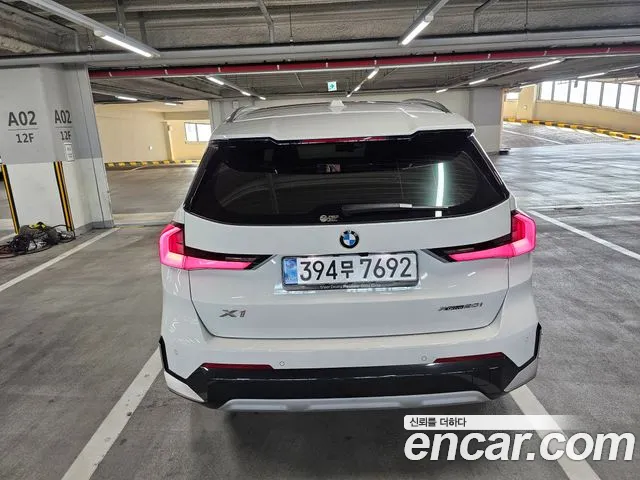 BMW X1 U11 — Фото автомобиля 4