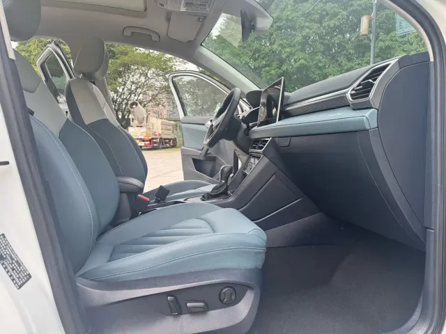 Volkswagen Tharu — Фото автомобиля 13
