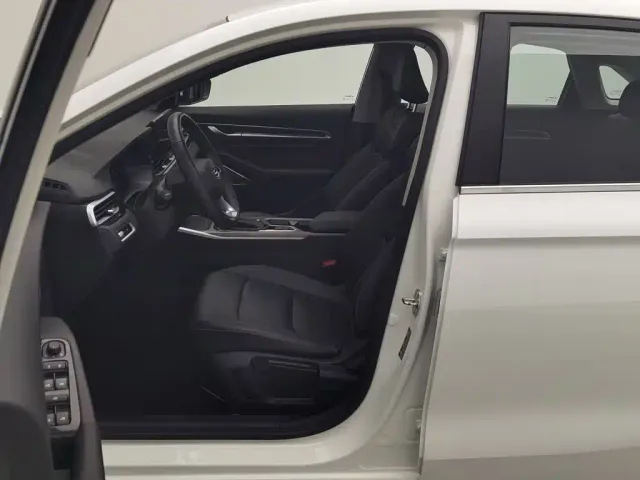 Geely Emgrand — Фото автомобиля 10