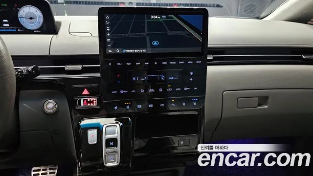 Hyundai Staria Staria 4WD Lounge 9 мест — Фото автомобиля 14