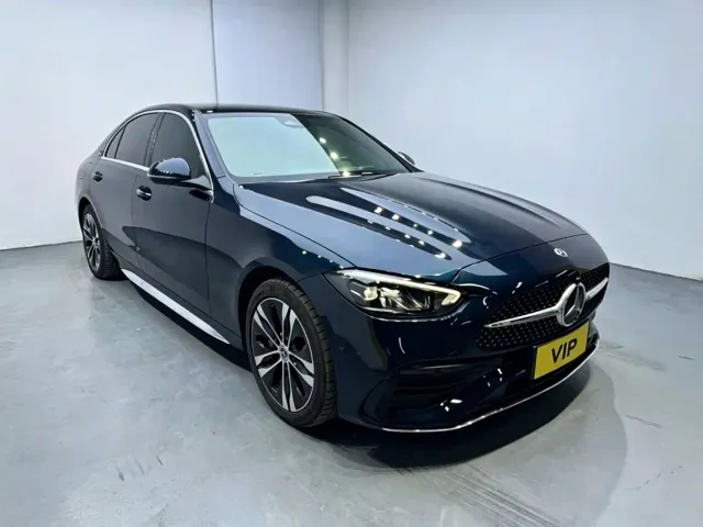 Mercedes-Benz C-Class — Фото автомобиля 4