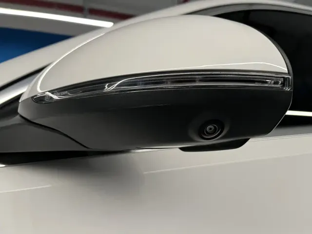 Mercedes-Benz C-Class — Фото автомобиля 6