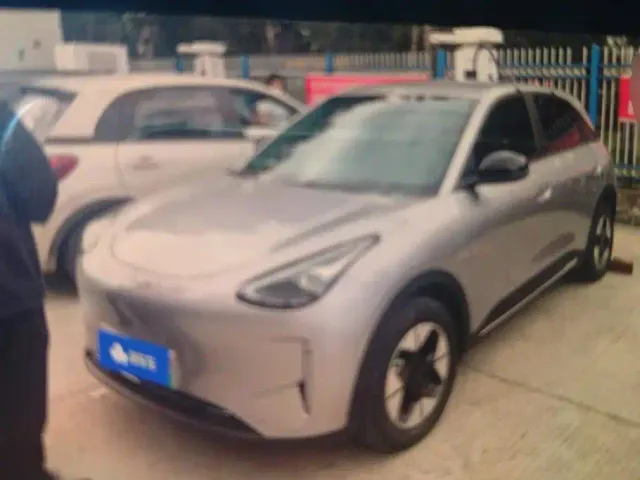 Фотография автомобиля — Geely Starry Wish