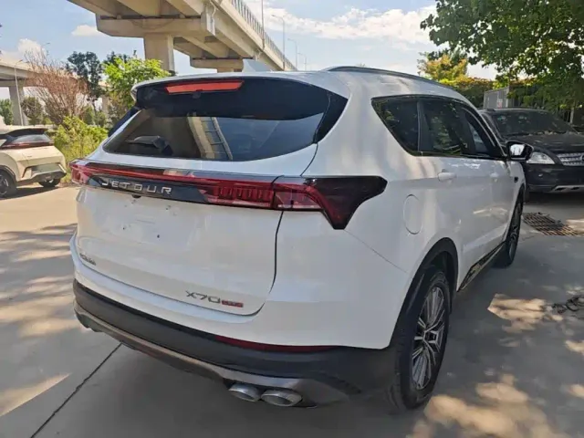 Jetour X70 Plus — Фото автомобиля 6