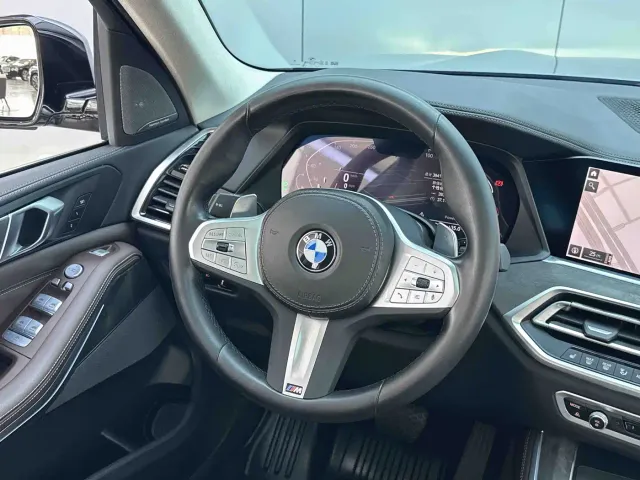 BMW X5 — Фото автомобиля 9