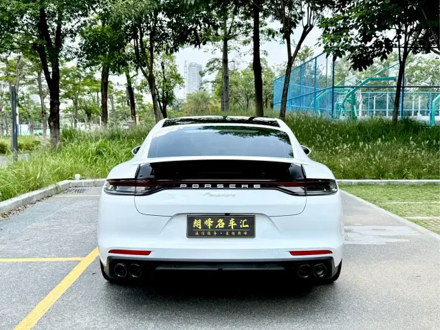Porsche Panamera — Фото автомобиля 5