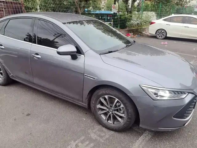 BYD Qin PLUS — Фото автомобиля 3