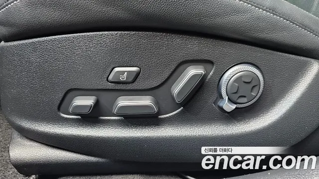 Genesis G80 Бензин 3.5 турбо AWD — Фото автомобиля 29