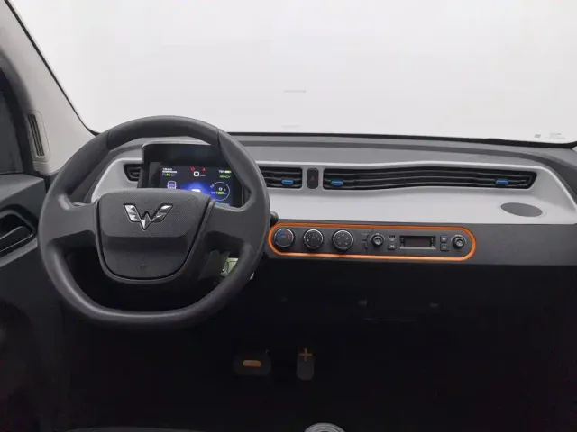 Wuling Hongguang Mini EV — Фото автомобиля 5