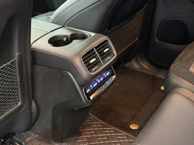 Mercedes-Benz GLE-Class AMG — Фото автомобиля 7